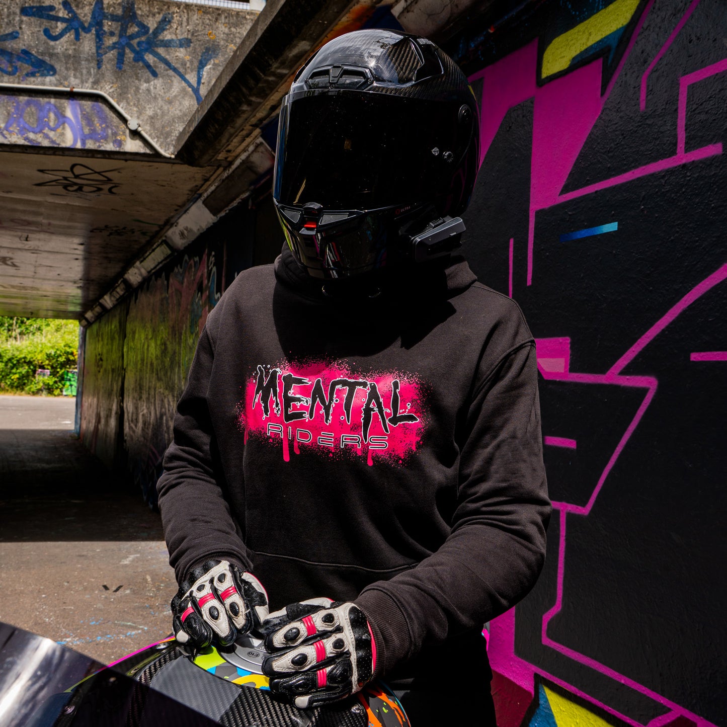 Mad Graffiti Hoodie - Pink Camo